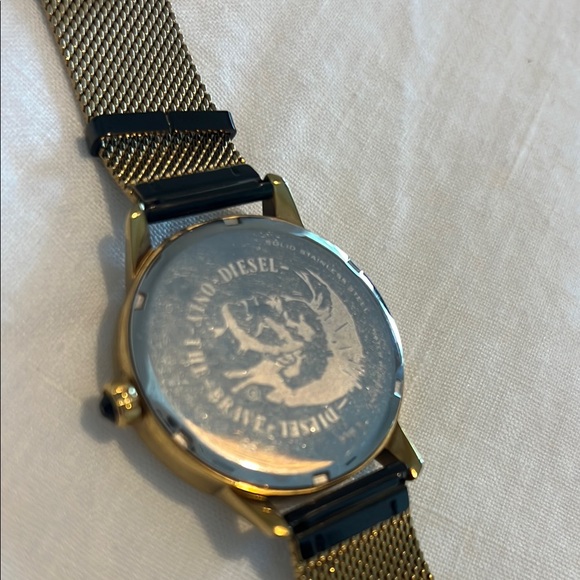Diesel Gold Mesh Strap Watch - Picture 8 of 14